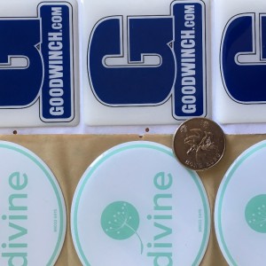 Полиуретановая смола крошечные или крупные наклейки с куполами --- полиуретановая смола 3M прочный адгезив, влагостойкий УФ и желт...