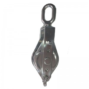 Близкий блок из нержавеющей стали с глазком