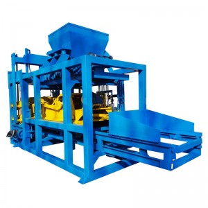 Машина для производства бетонных блоков QT8-15
