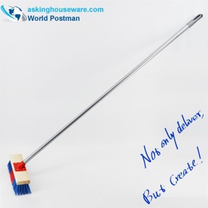 Деревянная щетка с длинной ручкой Akbrand для наружного толкания