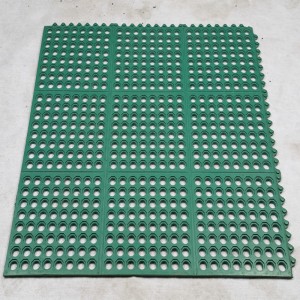 Высококачественный перфорированный мат из натурального каучука для палуб