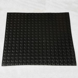 Резиновая черепица для лошадей с круглыми точками