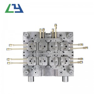 Пластиковые формы для автомобильных стекол