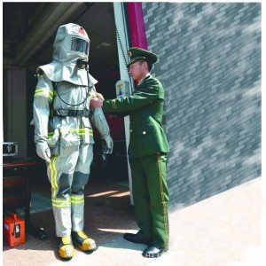 Инженерная одежда, огнестойкая одежда, форма для пожарных и другая функциональная настройка одежды