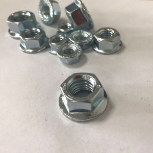 фланцевая гайка