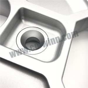 Подгонянные части автоковок кузнечной машины \/ CNC подвергая механической обработке алюминиевого центра колеса запасные части п...