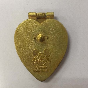 P037 сердечная булавка