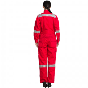 Рабочая одежда должна быть индивидуальной, а не приобретенной