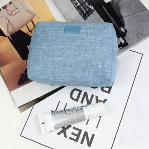 Экологичная косметическая сумка RPET