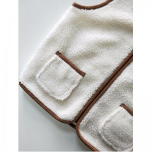 ДЕТСКИЙ БЕЛЫЙ БОРГ жилет RLCV0002