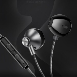 Удобное ношение динамического стерео HiFi проводного наушника