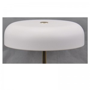 Светодиодная настольная лампа с мраморным основанием и металлическим плафоном