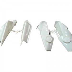 Левая и правая накладки мотоцикла