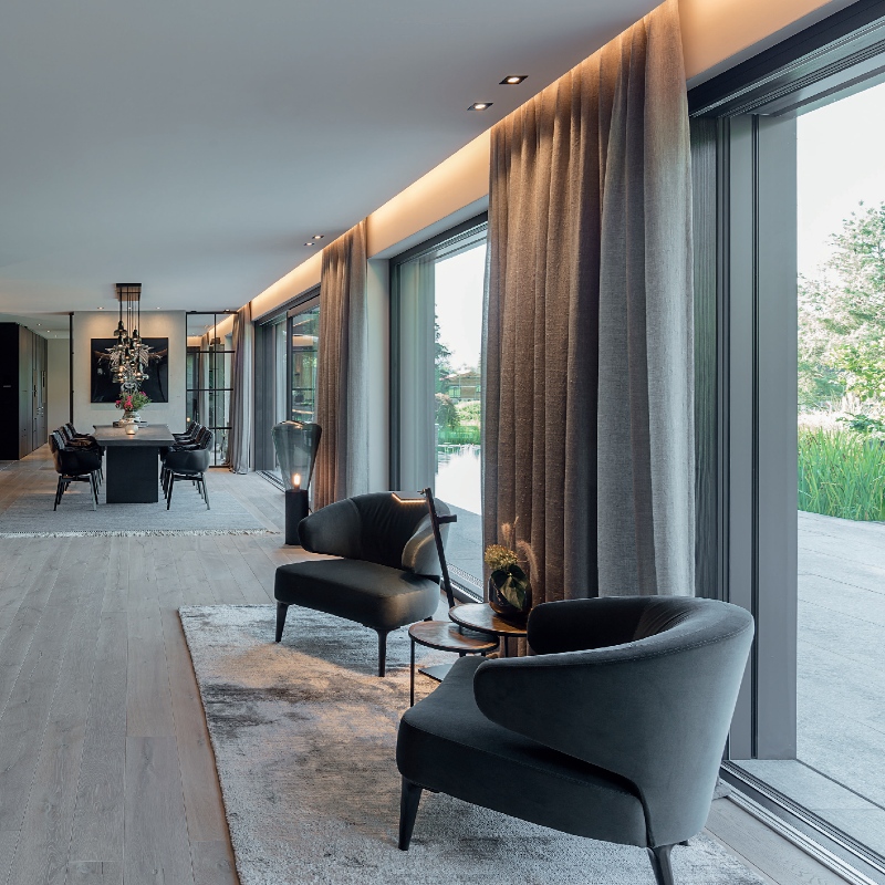 ФРАНЦУЗСКИЕ ДВЕРИ ПРОТИВ Алюминиевых раздвижных дверей - что лучше?