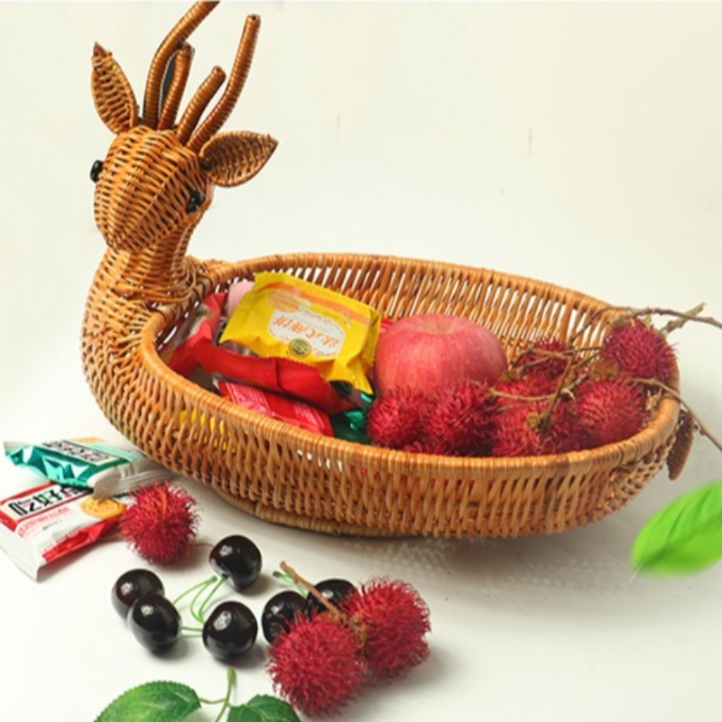 корзинка из оленей