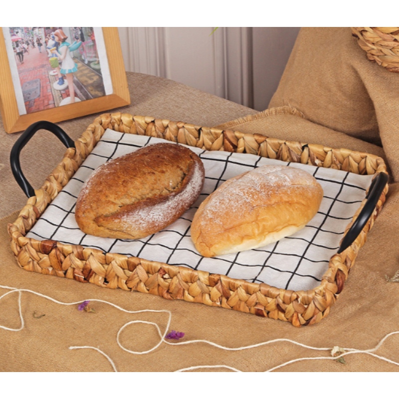 Водяной гиацинт лоток