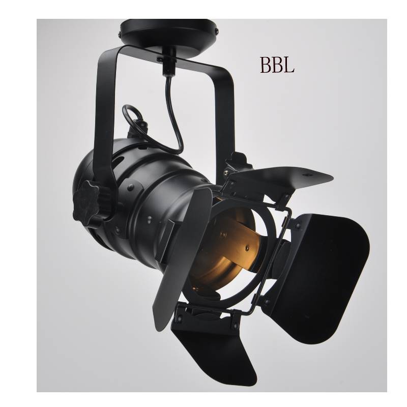 Точечный светильник-1 с крышкой и U-образным кронштейном, может регулировать направление