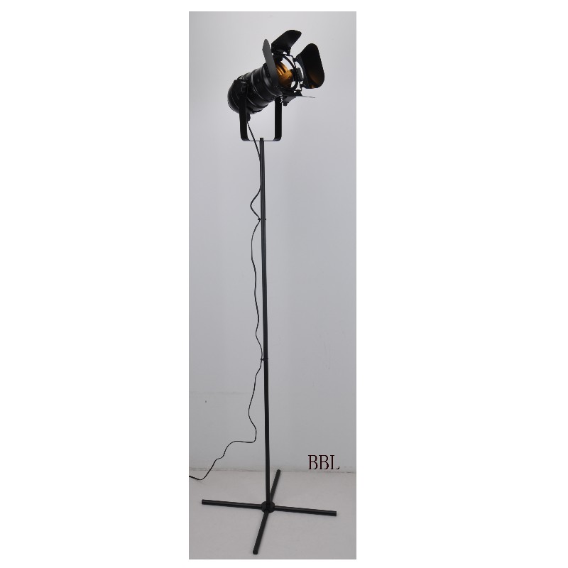 Фильм напольный светильник-1 с U-образным кронштейном, может регулировать направление