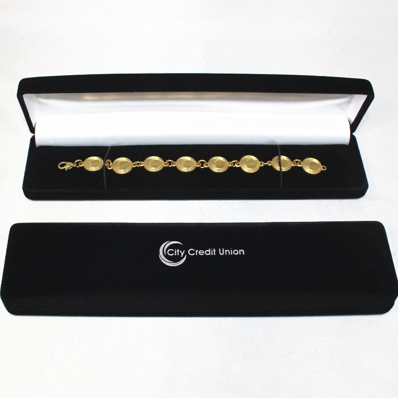 D-11 пользовательские оптовая черная бархатная коробка для значка и ожерелья