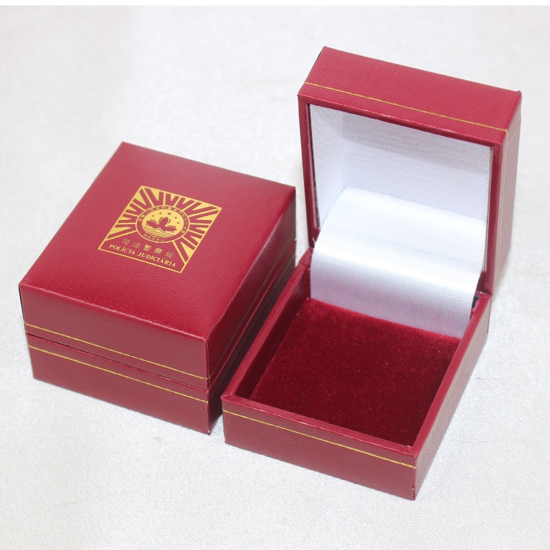 Предмет V-07S квадратный пластиковый кожзаменитель Бумажная коробка для монет диаметром 25-30 мм, жетона, кольца и т. Д. Мм. 46 * 53 * 32, вес...