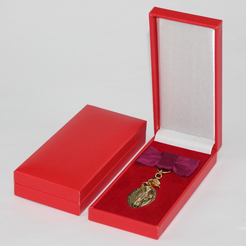 Предмет V-10L прямоугольник из искусственной кожи Бумажная коробка для медалей и значков 50 * 120 мм и т. Д. Мм. 69 * 148 * 30, весит около 98 г