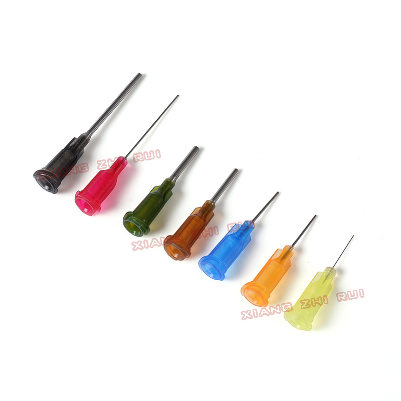 Экономичная игла из нержавеющей стали на пластиковой основе