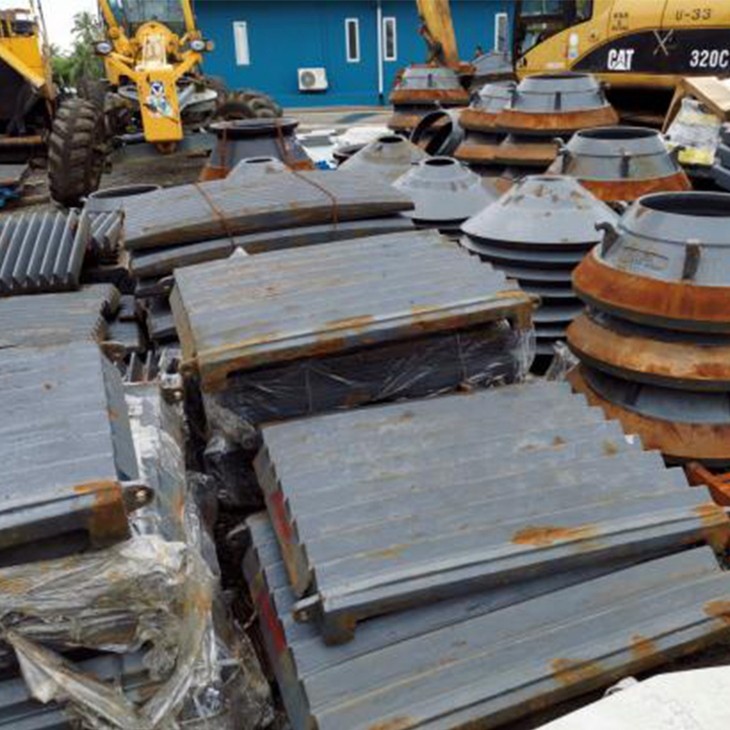 20190114 Японская дробилка Nakayama RC4228 SK3624, NSC200, NCC40H, NCCH42H, NCC45H, SR120C в Камбоджу