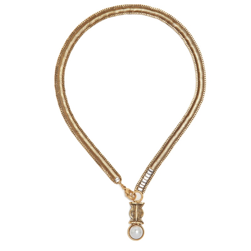 модный элемент цепи ключиц 2020