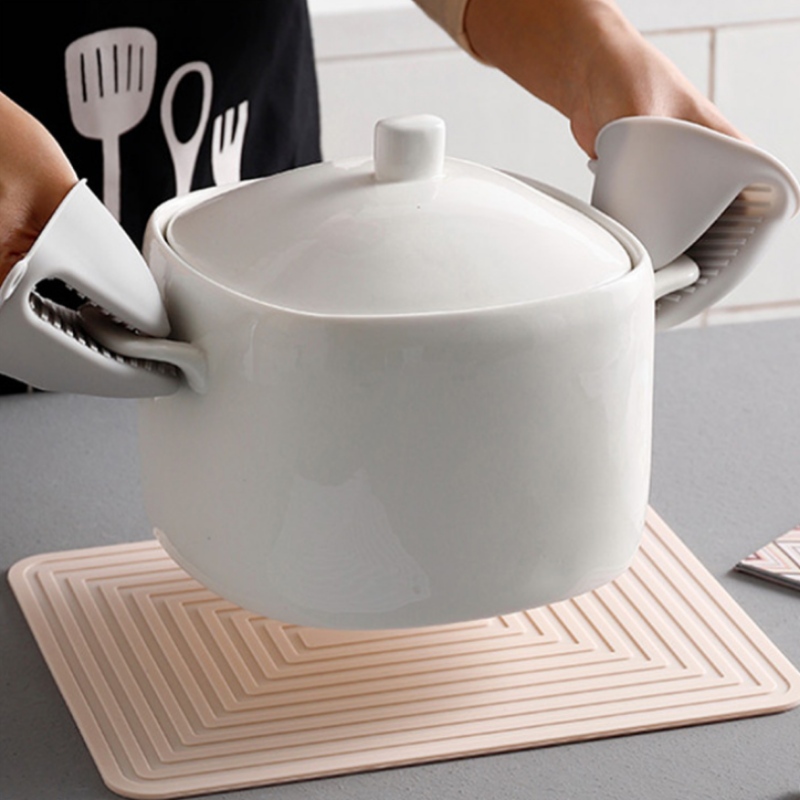 Коврик для кастрюли из гофрированного картона