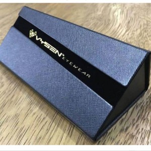 стеклянный футляр