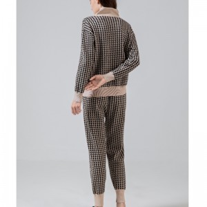 Модный досуг Trend All-Match Qianbird-Type вязаный двухсекционный костюм 68015#