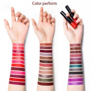 Длительная жидкая помада