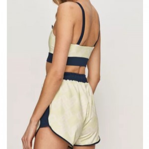 Круглый вырез эластичный спортивный костюм