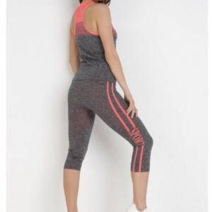 Черный и оранжевый трексуит