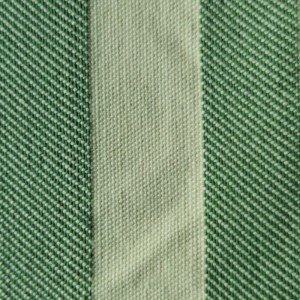 Переработанная пряжа окрашена хлопок