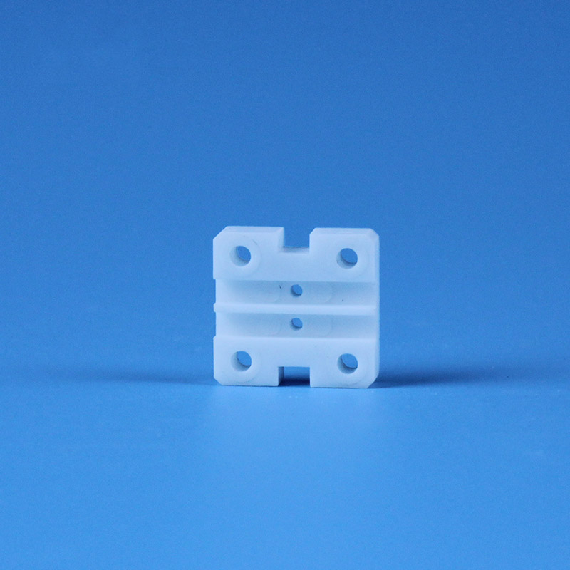 Какие проблемы следует обратить внимание, когда спекание циркония керамика?