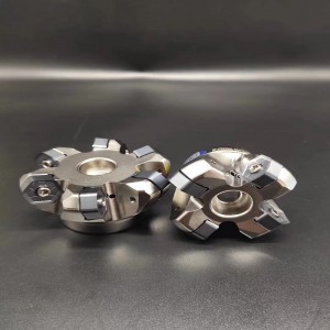 Перенесемся в перемещение на переносном фрезерном фрезерном фрезерном фэттере