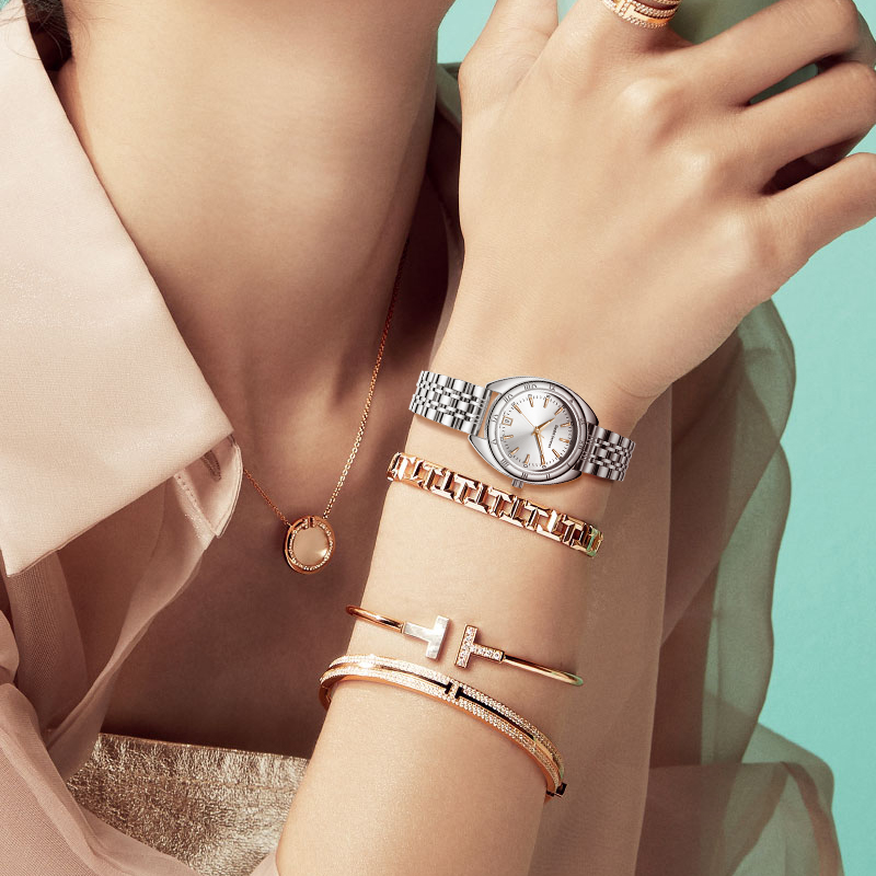 Знаменитый актер Зоя Кравитц присоединяется к семье послов знаменитостей Омега