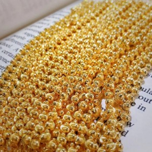 Браслет из золотых бусинок 18 тыс.