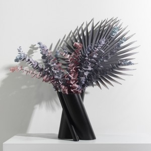 Черная наклонная ваза