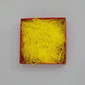 Желтая начинка измельченная бумага