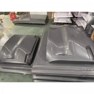 Автомобильная пластиковая оболочка без водителя.