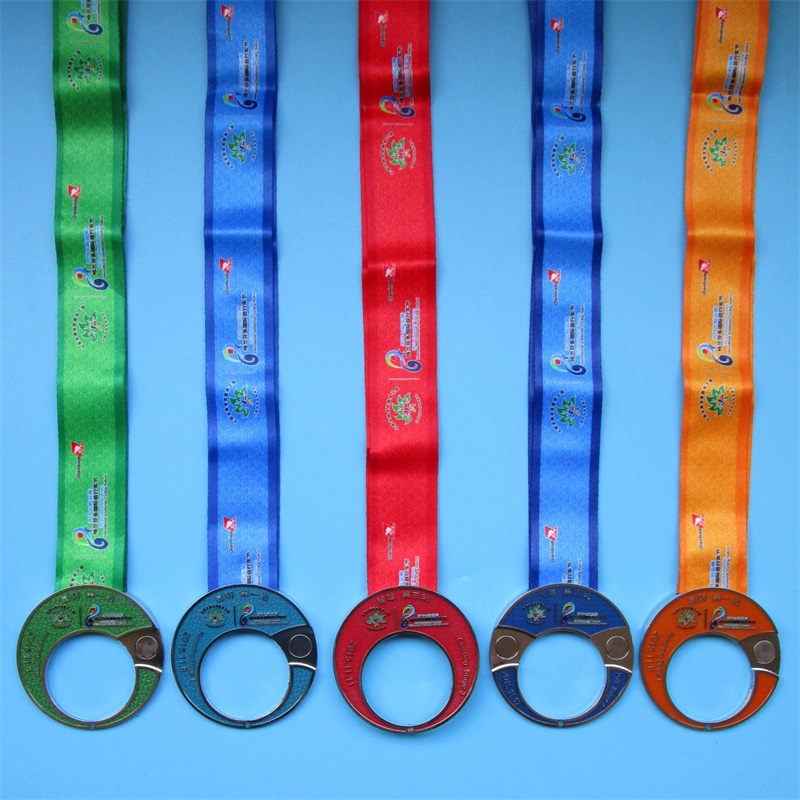 Пять в одном спортивном событии сувенирные медали