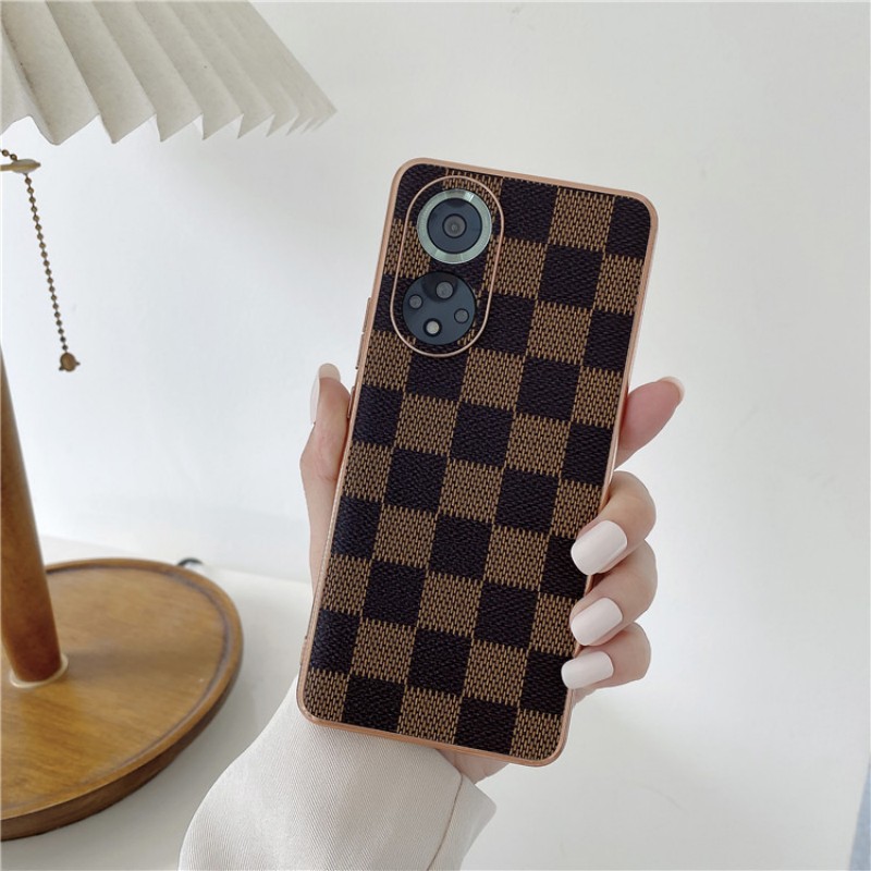 Он подходит для корпуса мобильного телефона Huawei Mate50 и модного сериала Classic Plaid Series.