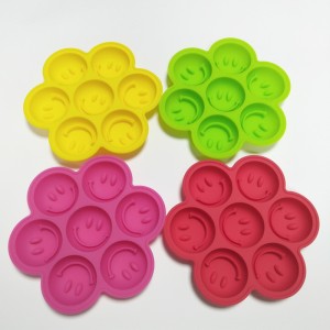 MODEDE REDONDO DE SILICONA PARA CUBITOS DE HIELO, CON 7 ORICIOSIOS, CON Rejilla de Hielo, Cara Sonriente Creativa