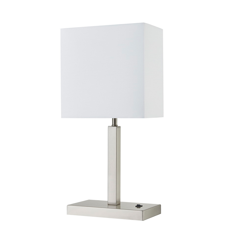 Hospitality Suite Desk Lamp в гостях