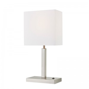 Hospitality Suite Desk Lamp в гостях