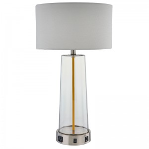 Home2 Hotel Glass Sterce Table Lamp с переключателем на/off Rocker, удобной розеткой и USB -зарядным портом в гостинице отеля.