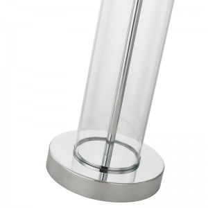 Чистая стеклянная настольная лампа с полированной хромированной отделкой в ​​гостинице отеля