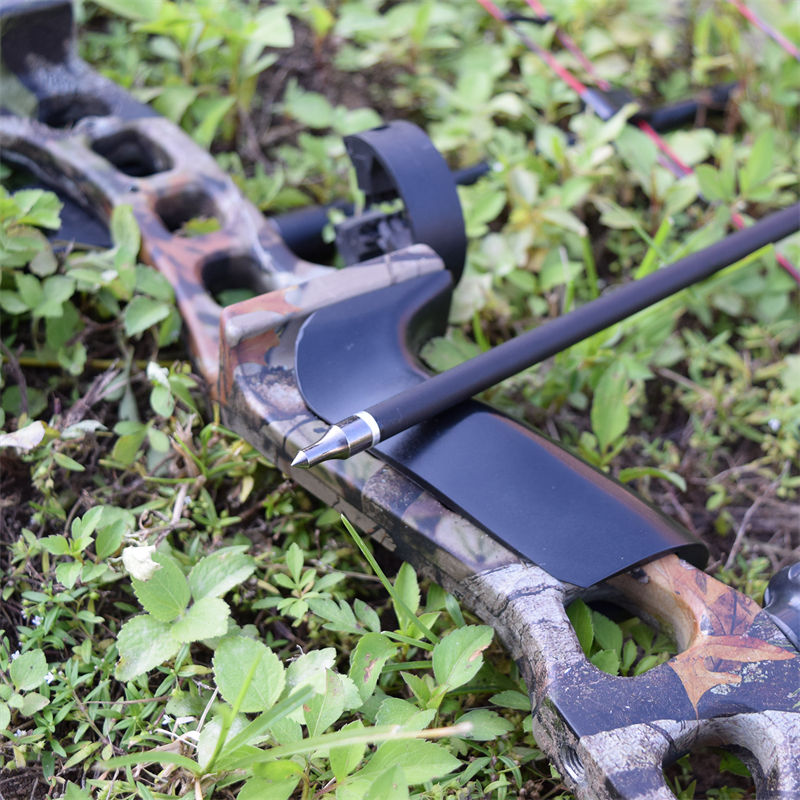 Стрелка стрелы из лука